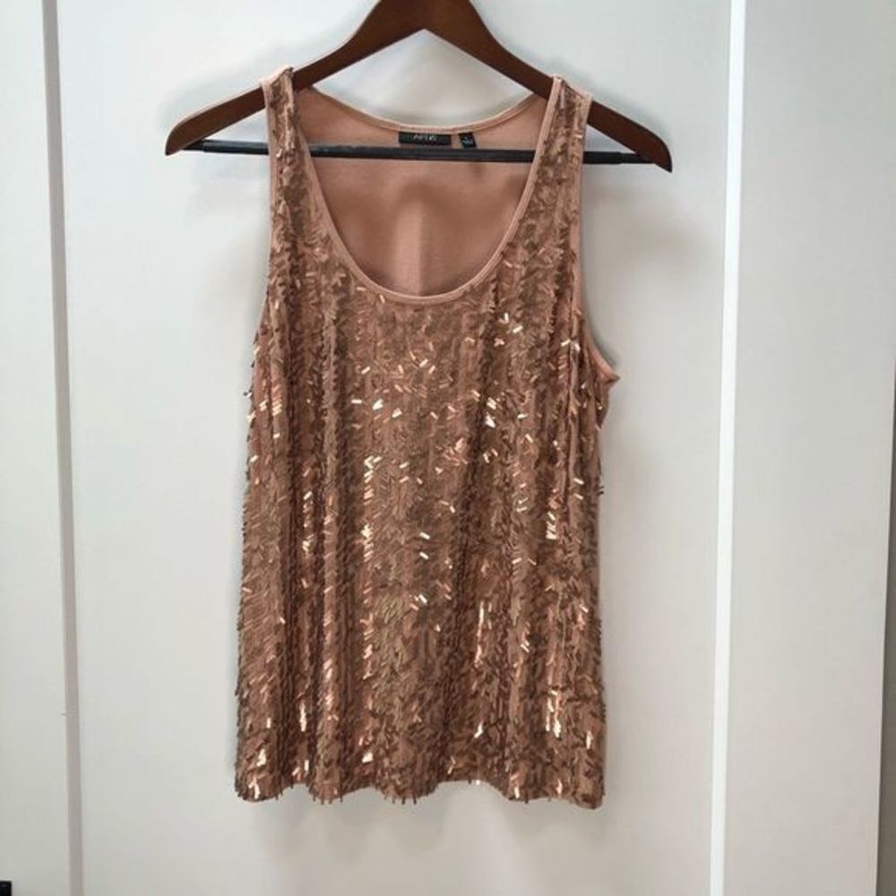 Apt 9 shimmering tank top woman’s size L‎